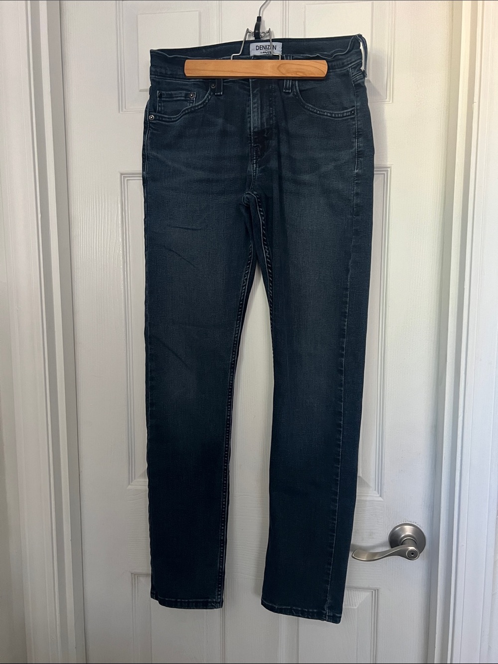 Denizen from Levi's Men's Skinny Jeans in Dark Blue